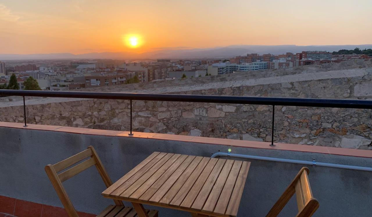 Apartamento 2 En La Muralla Romana Junto A La Catedral Tarragona Eksteriør billede