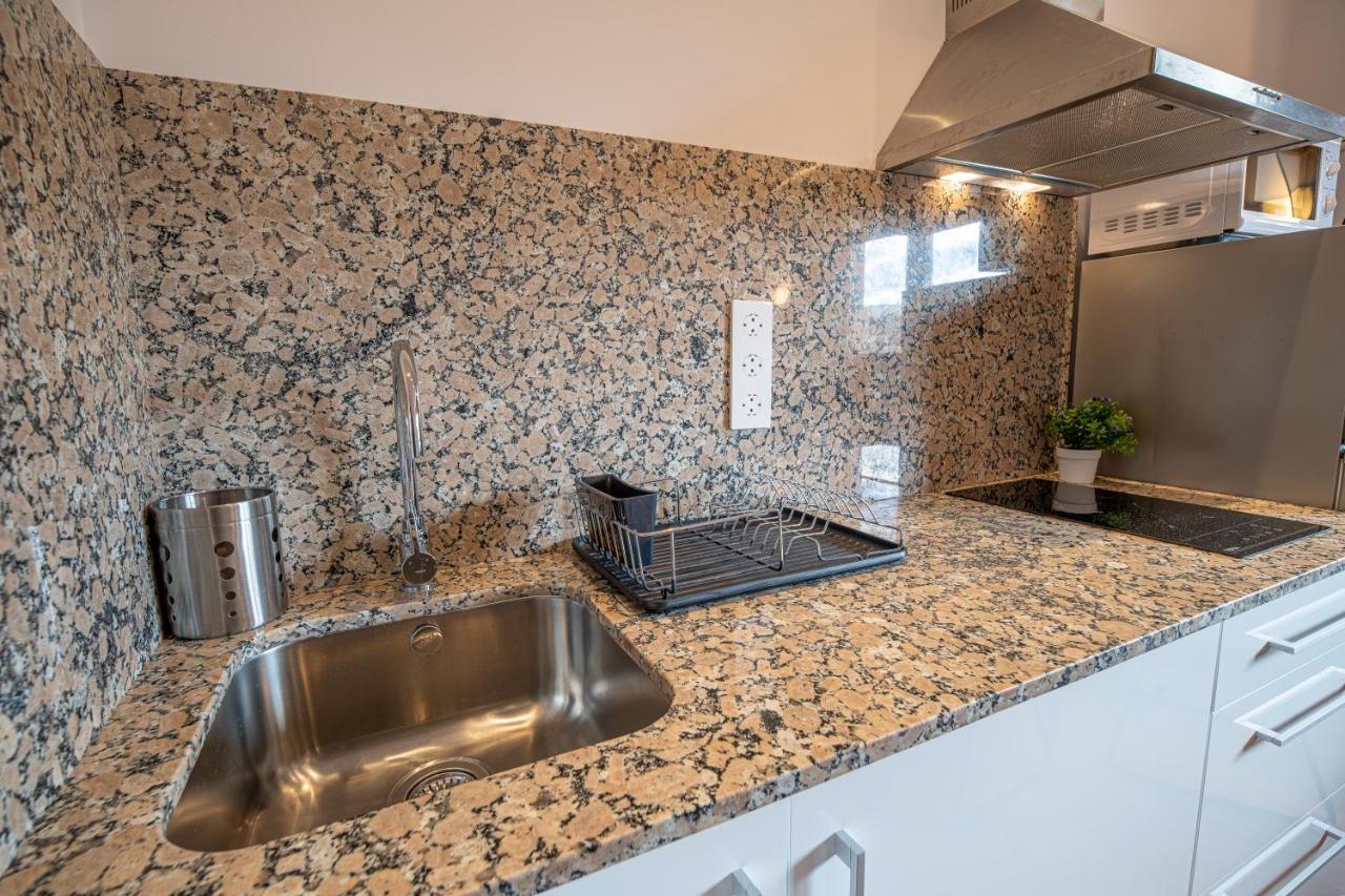 Apartamento 2 En La Muralla Romana Junto A La Catedral Tarragona Eksteriør billede