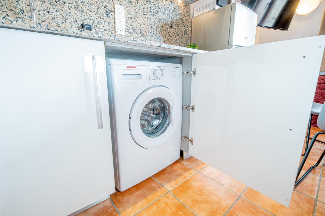 Apartamento 2 En La Muralla Romana Junto A La Catedral Tarragona Eksteriør billede