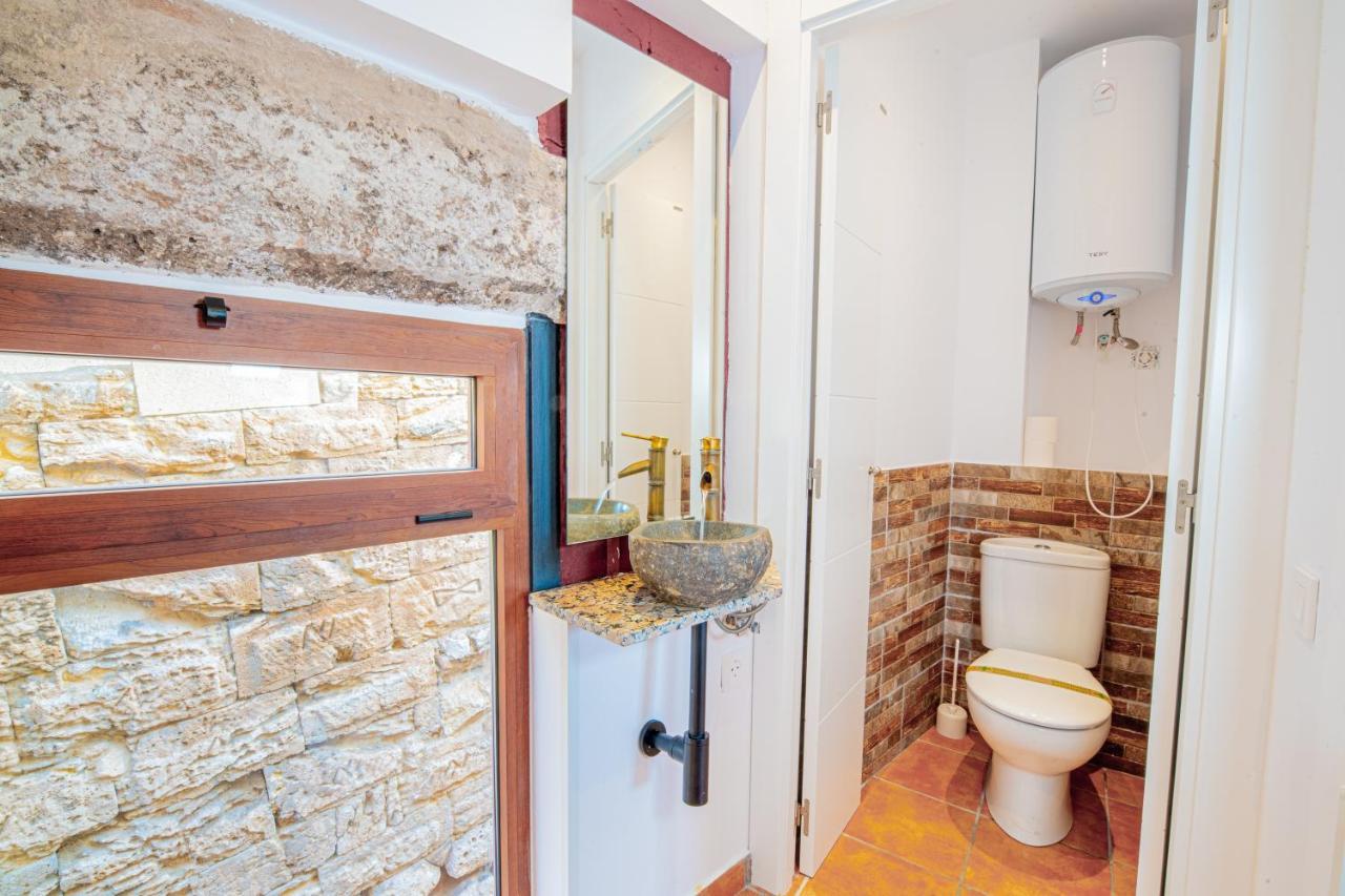 Apartamento 2 En La Muralla Romana Junto A La Catedral Tarragona Eksteriør billede